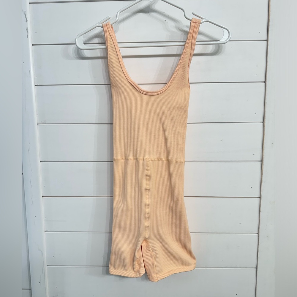 Free People, Free Style Shortsie, color: peaches